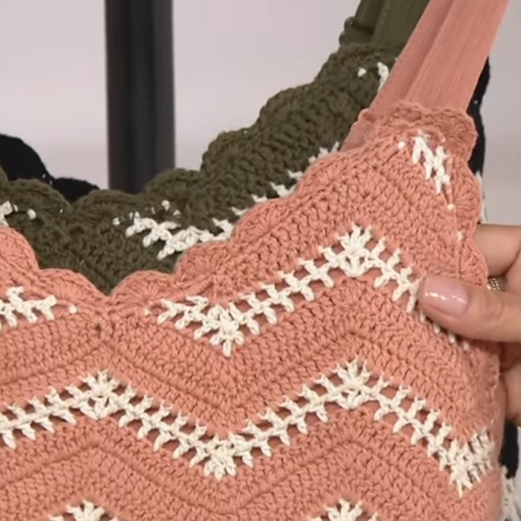 Large Du Jour boho chic maxi dress with a two-tone crochet bodice - Picture 5 of 7